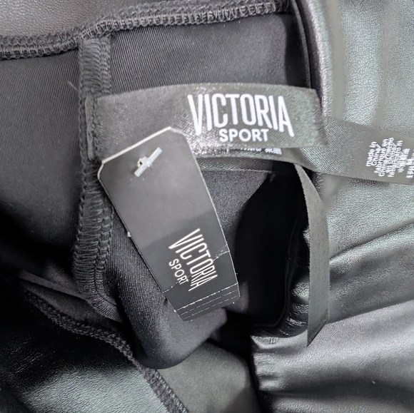 💘 NWT Victoria's Secret Victoria Sport Faux Leather Leggings Medium - Picture 4 of 7